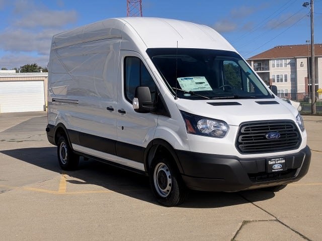 MacFarlane's Ford Cargo Van